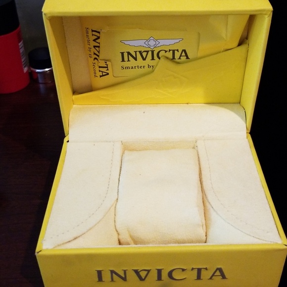 Watch - Picture 2 of 3